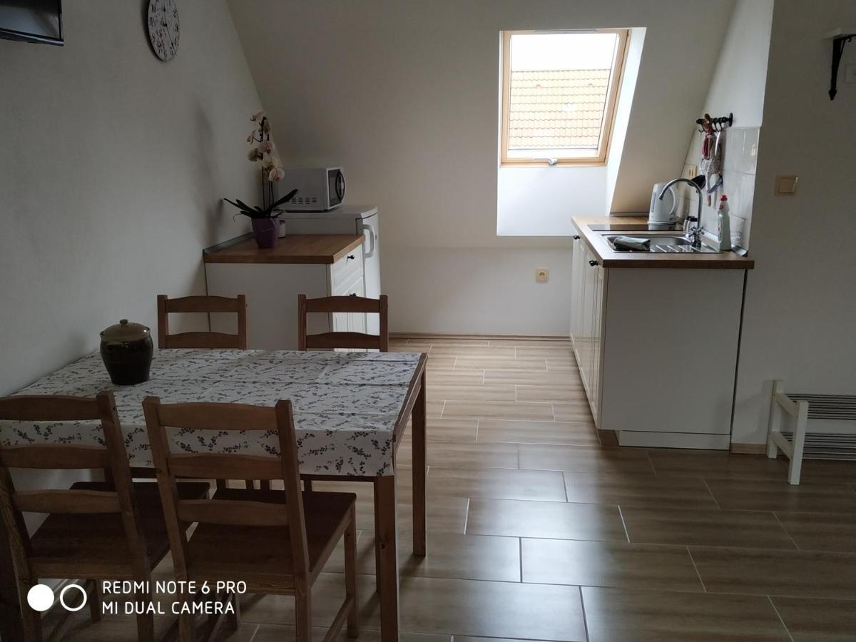 Ubytovani Ve Stodole Stráž nad Nežárkou Exterior foto